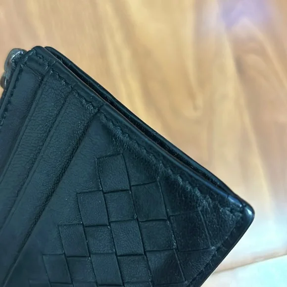 Authentic Bottega Veneta Black Intrecciato Leather Zip Card Holder